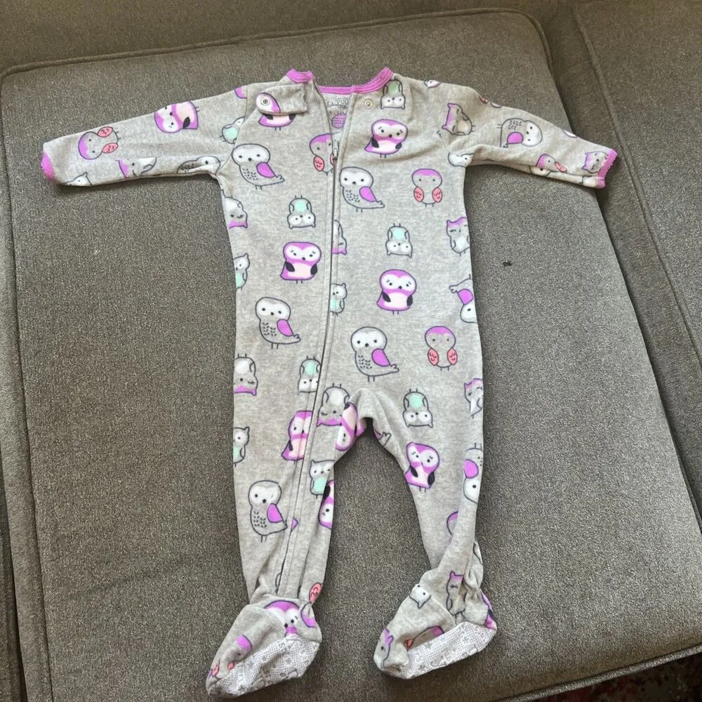 Carter's Cozy Gray and Pink Penguin Footies size‎ 12M